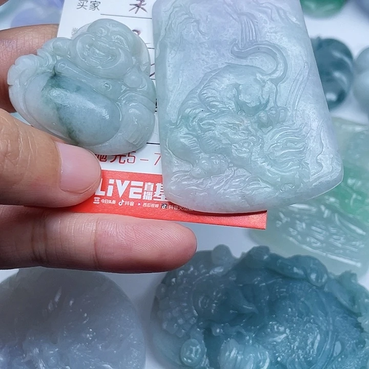 茉***葫定制翡翠未镶嵌翡翠