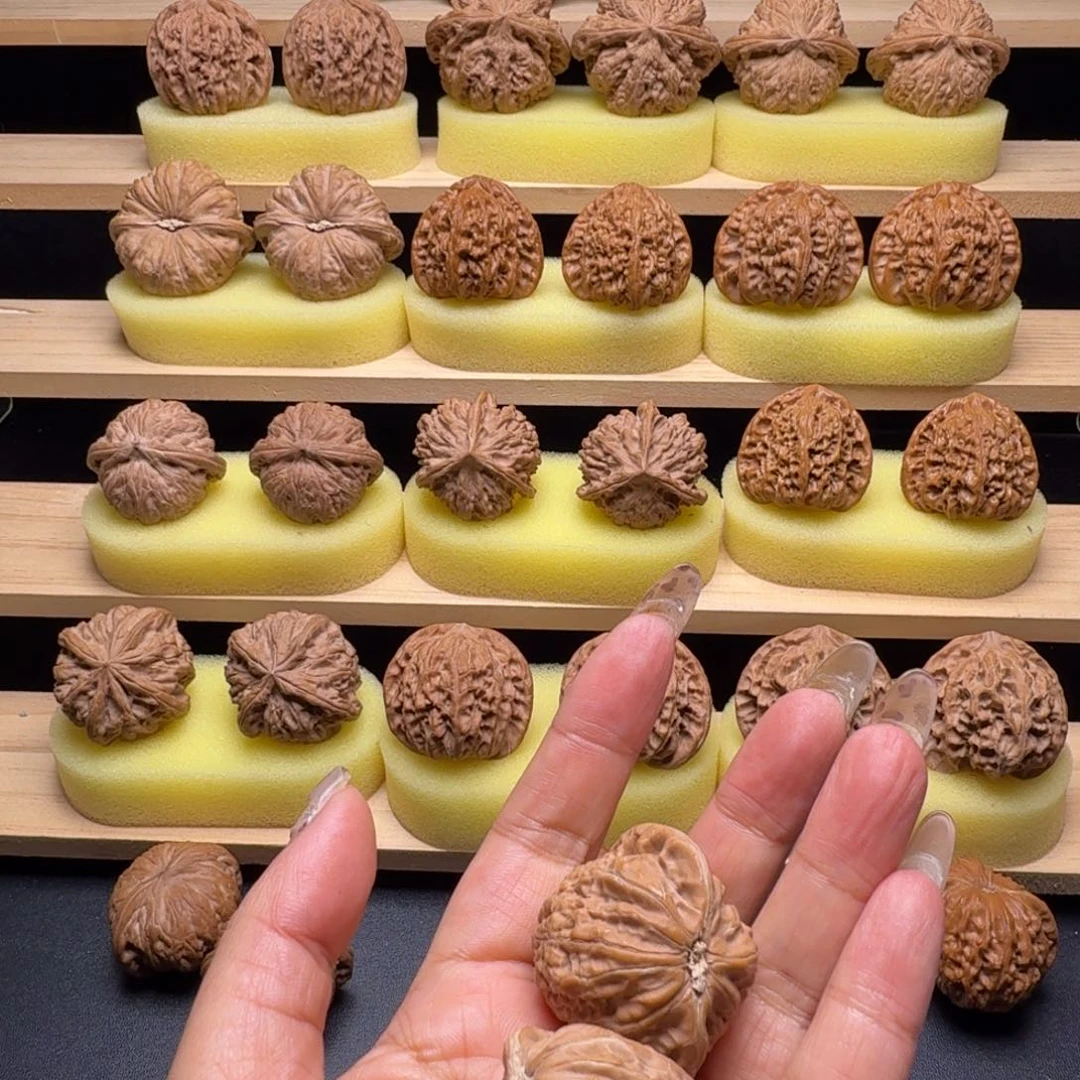 早****文玩核桃吊坠哈哈哈