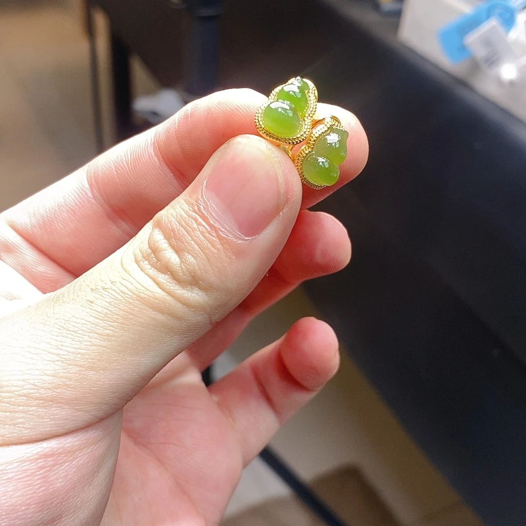 和田玉（碧玉）银S925镶嵌耳饰