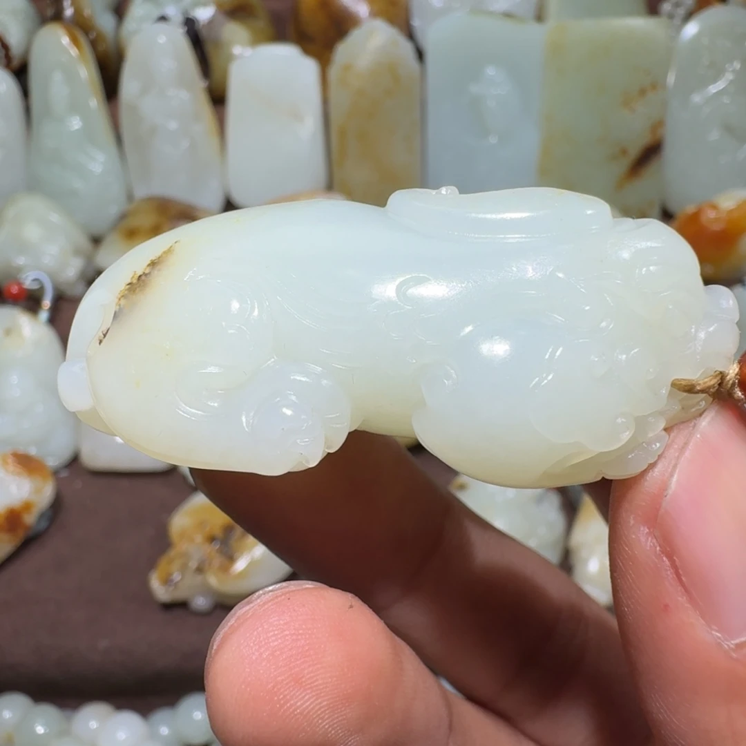 时***财和田玉未镶嵌吊坠(不含链)