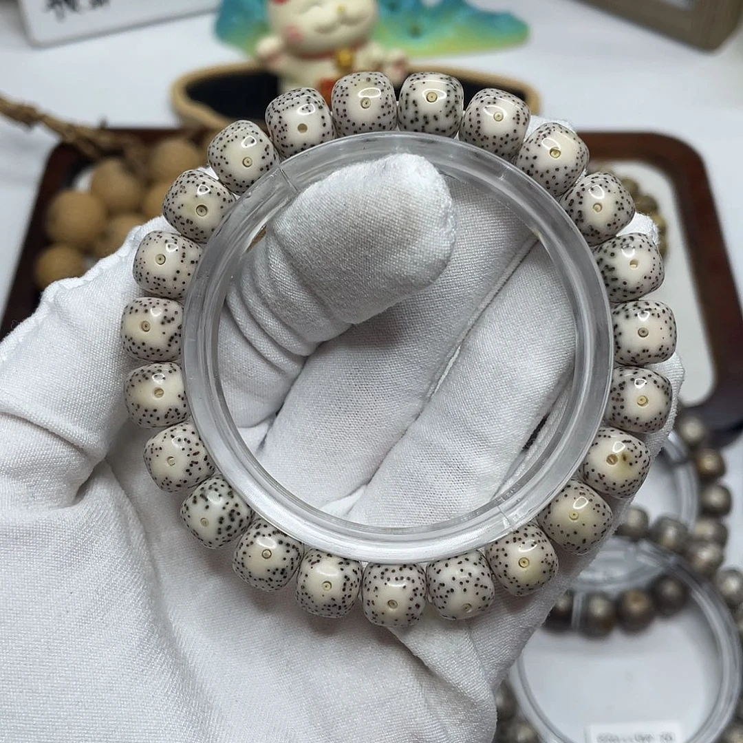 吊坠星月菩提10×9M22