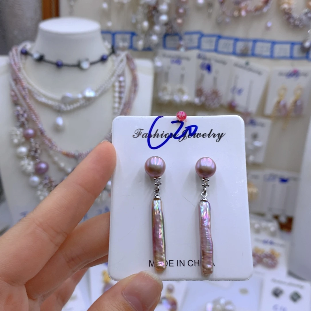 淡水珍珠颈饰合金