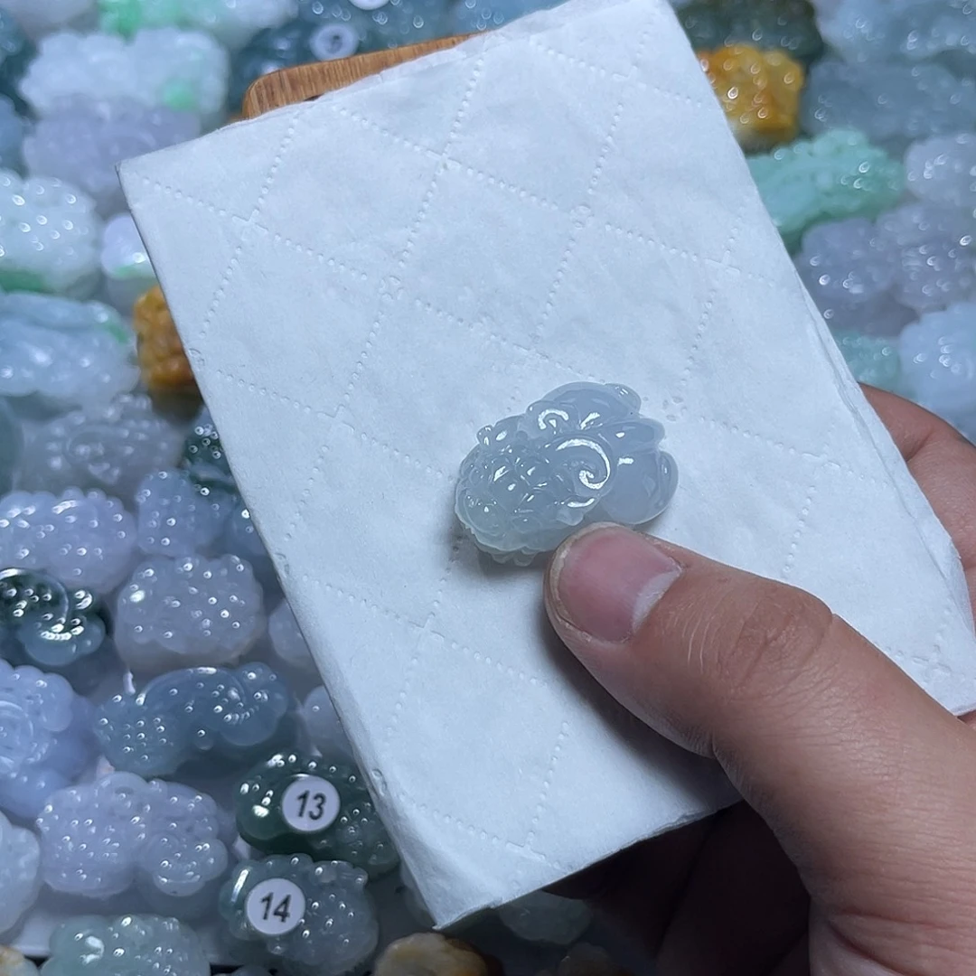 定制翡翠未镶嵌天然