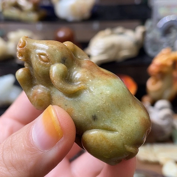 和田玉（糖玉）未镶嵌颈饰