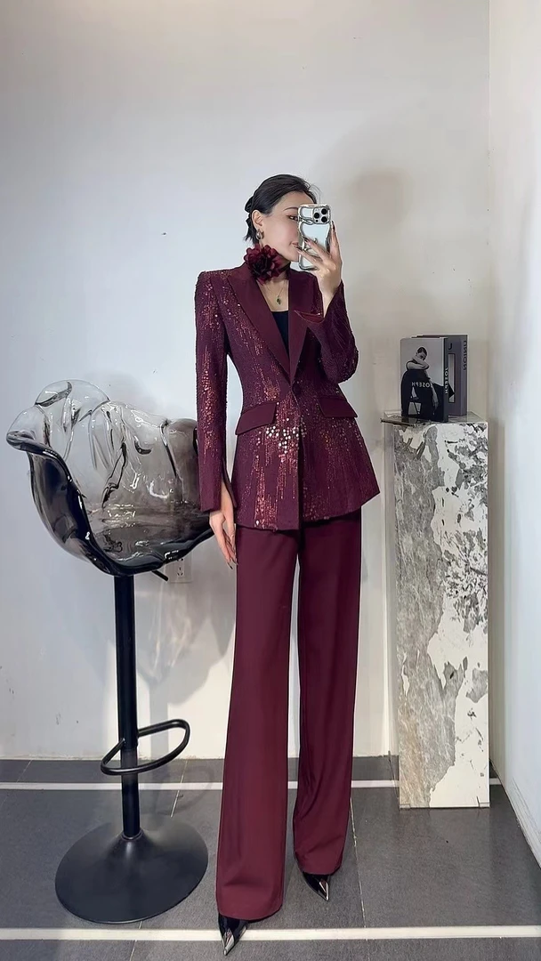 8072款新款时尚气质显瘦重工亮片西装套装（娜姐推荐)