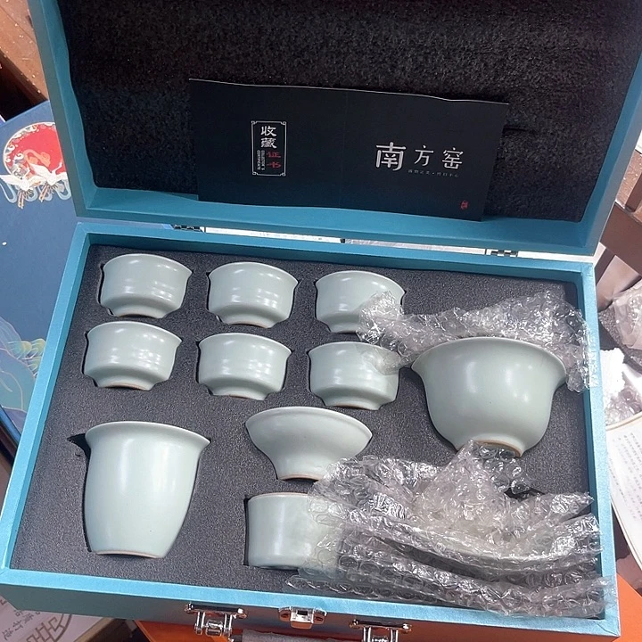 孤品茶具套装等。