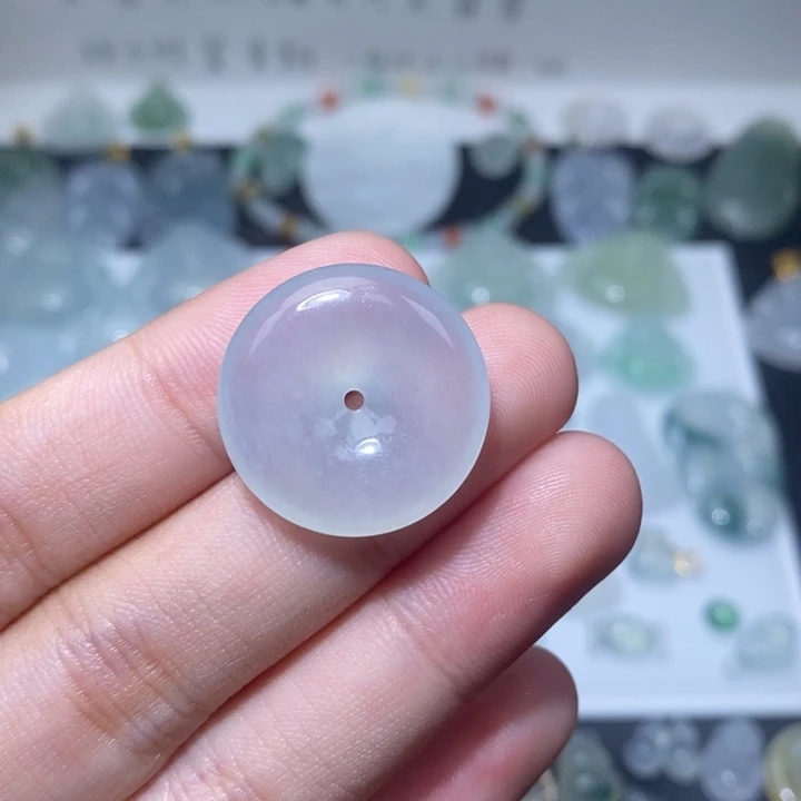 翡翠未镶嵌颈饰冰胶平安扣