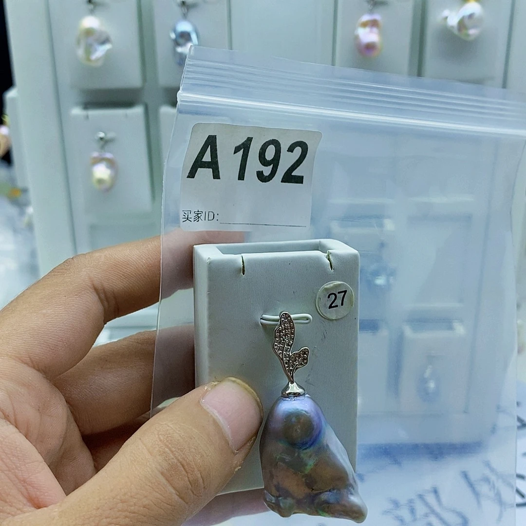 颈饰合金淡水珍珠