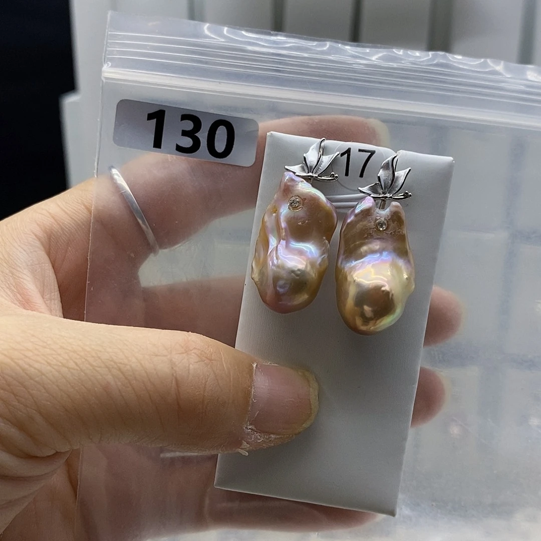合金耳饰淡水珍珠