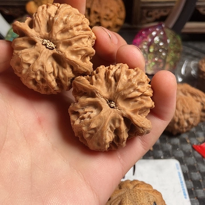 文玩核桃吊坠我****～苹果