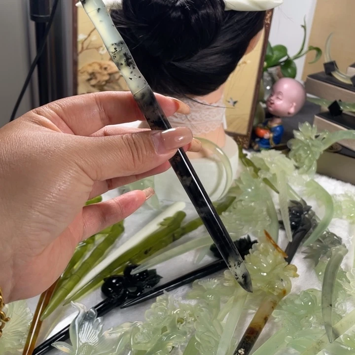 我***始蛇纹石玉未镶嵌发簪