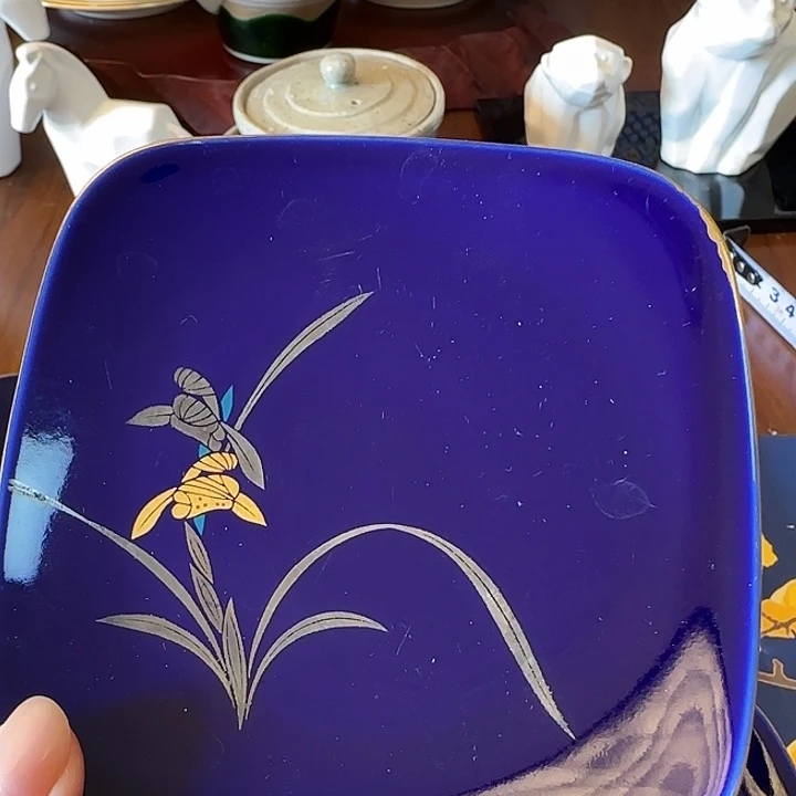 瓷0821香兰四方碟