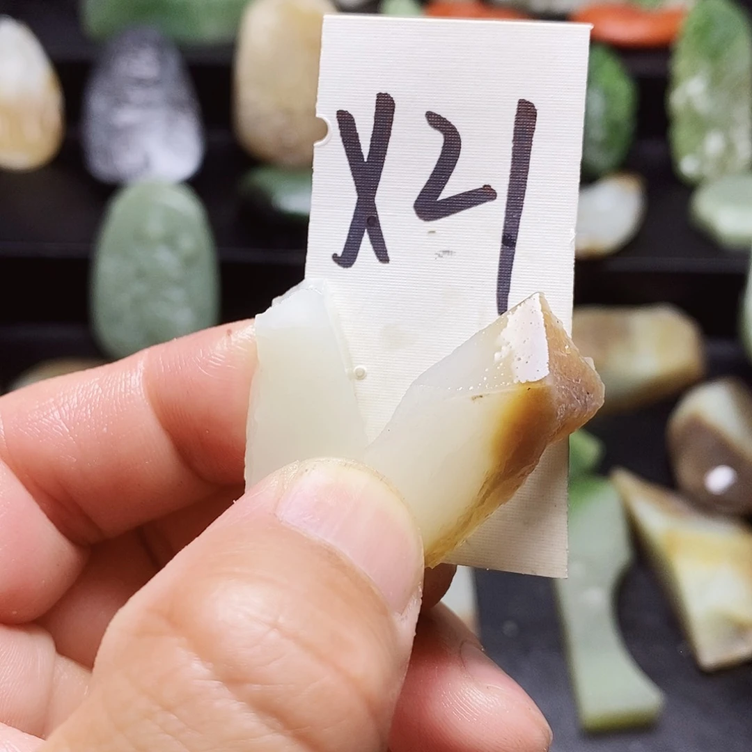 和田玉（糖玉）未镶嵌珠宝半成品大***买