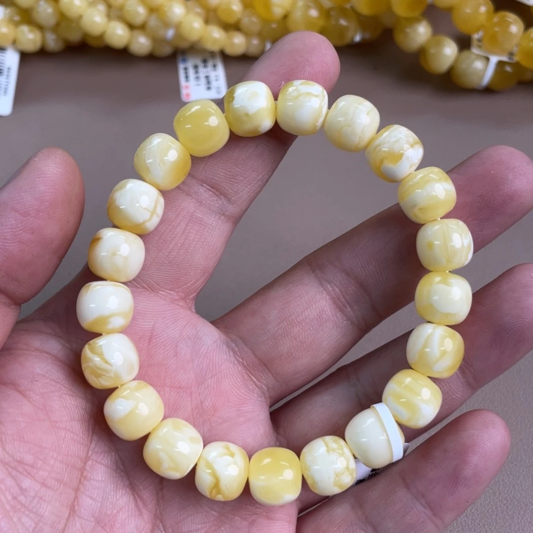 琥珀裸石未镶嵌037000000000