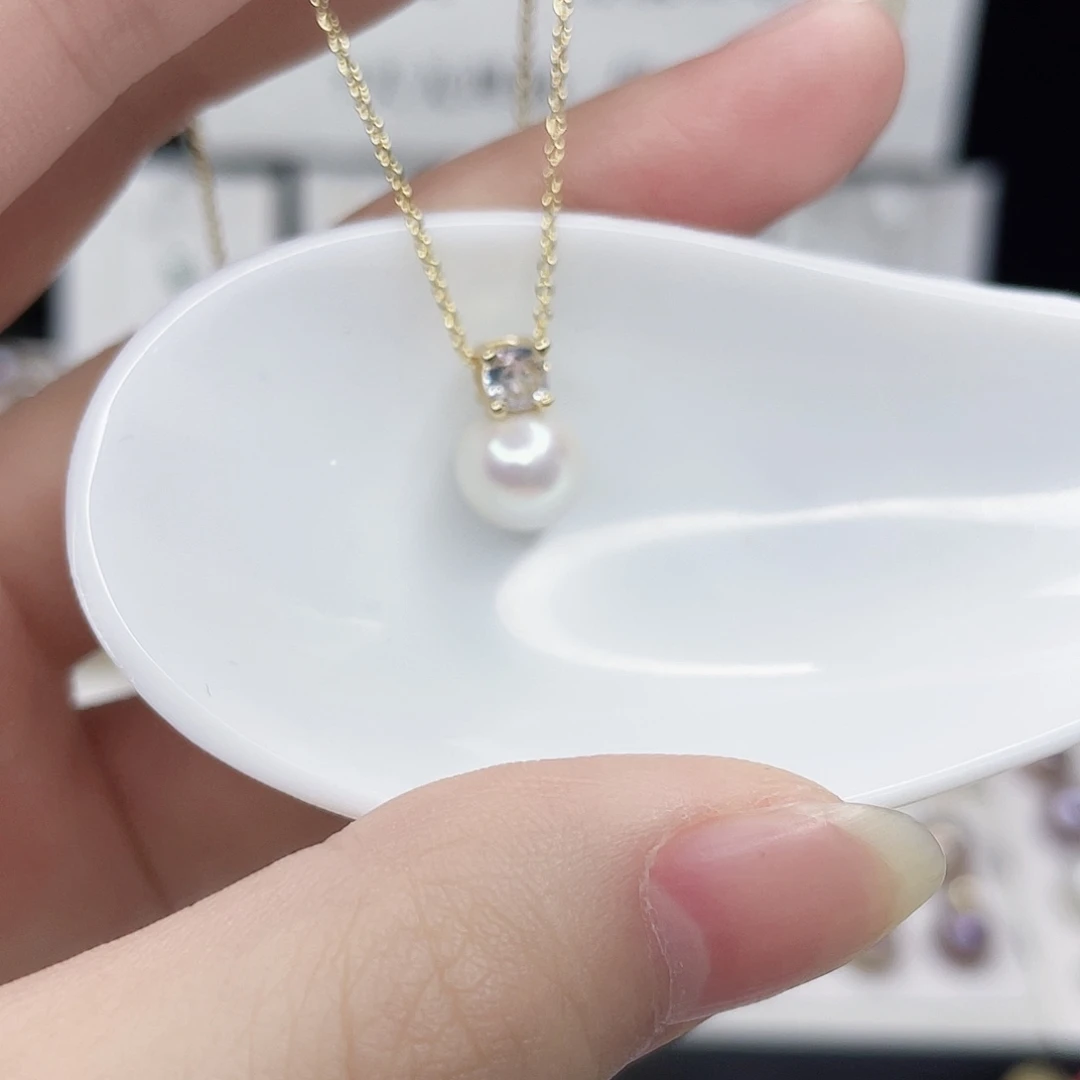 淡水珍珠吊坠(赠链)合金