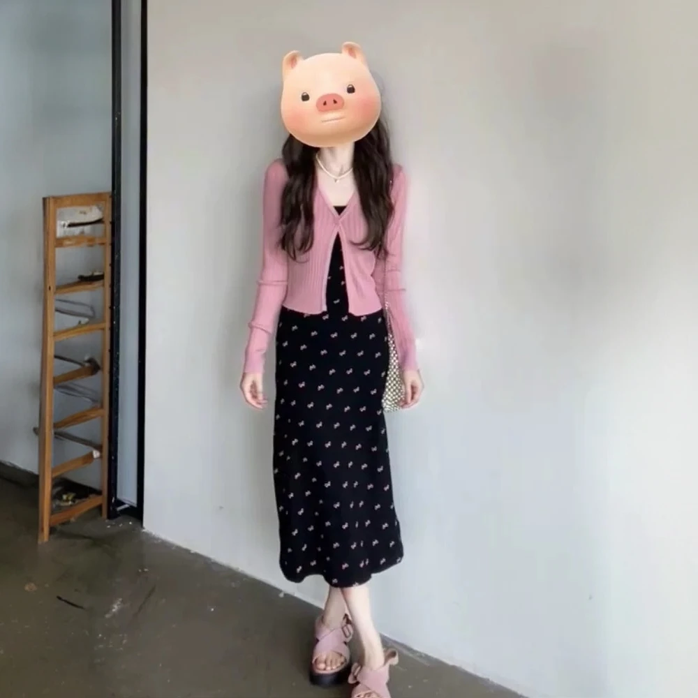 2025春季新款女法式气质薄款修身针织开衫收腰显瘦碎花吊带连衣裙