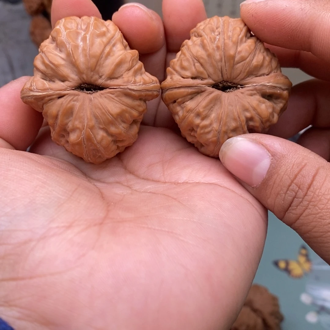 文玩核桃把件42元宝