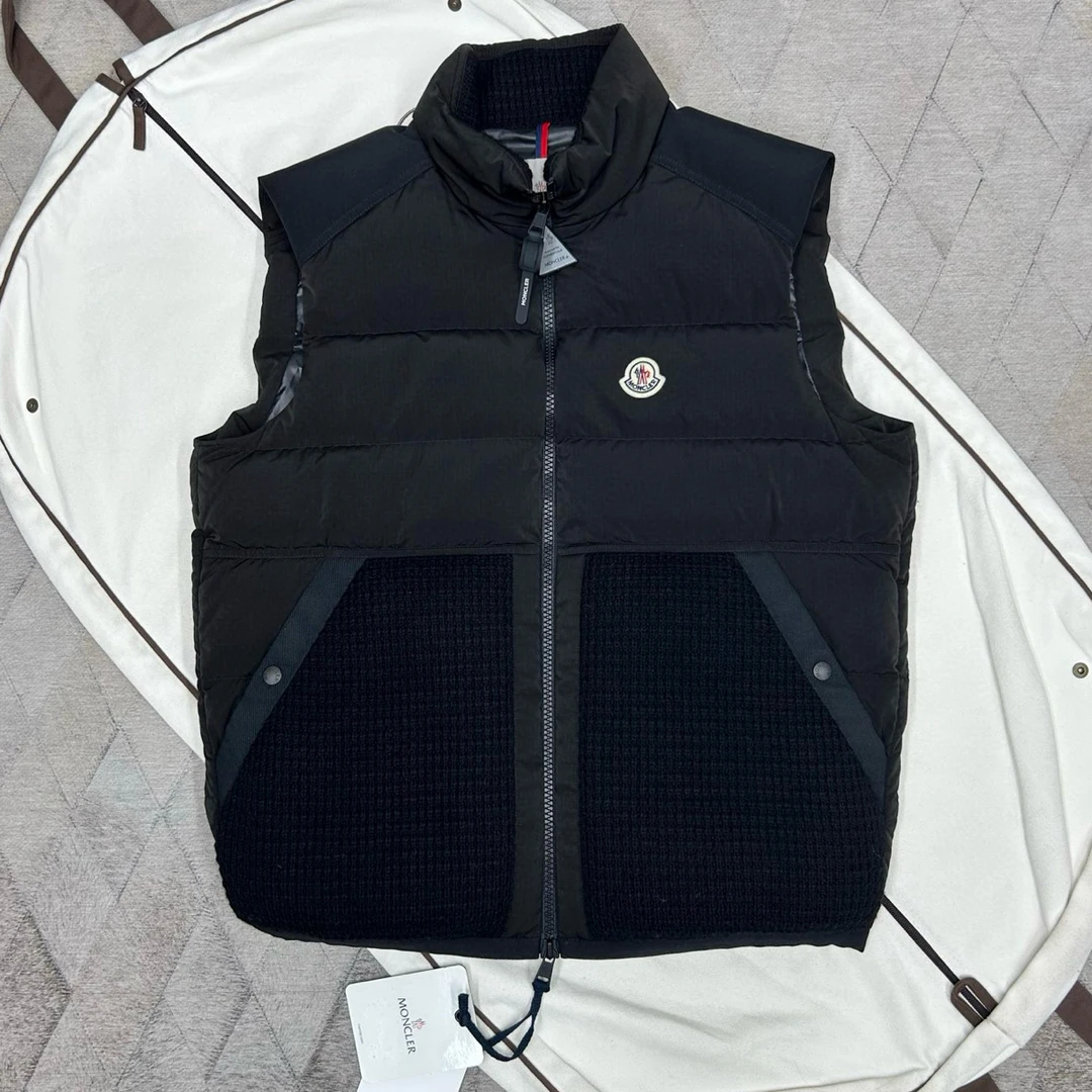 未使用 MONCLER 134497 拼接羽绒马甲