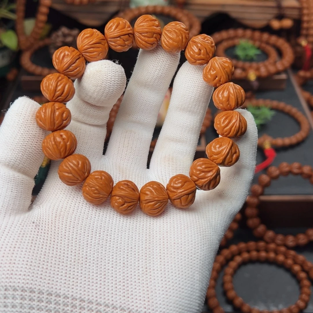 吊坠桃核15野生顶货玉脊龙