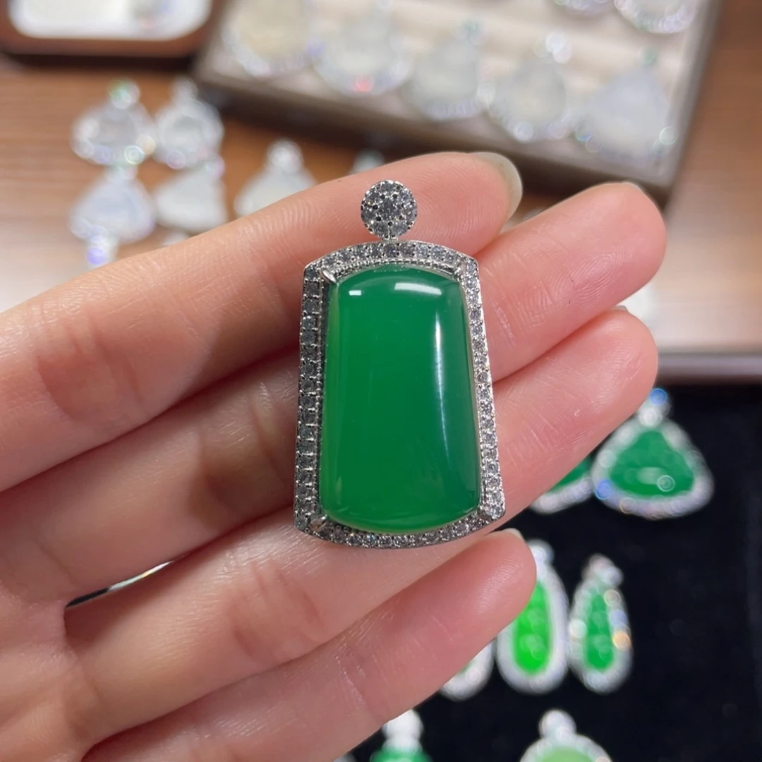 玛瑙/玉髓合金颈饰