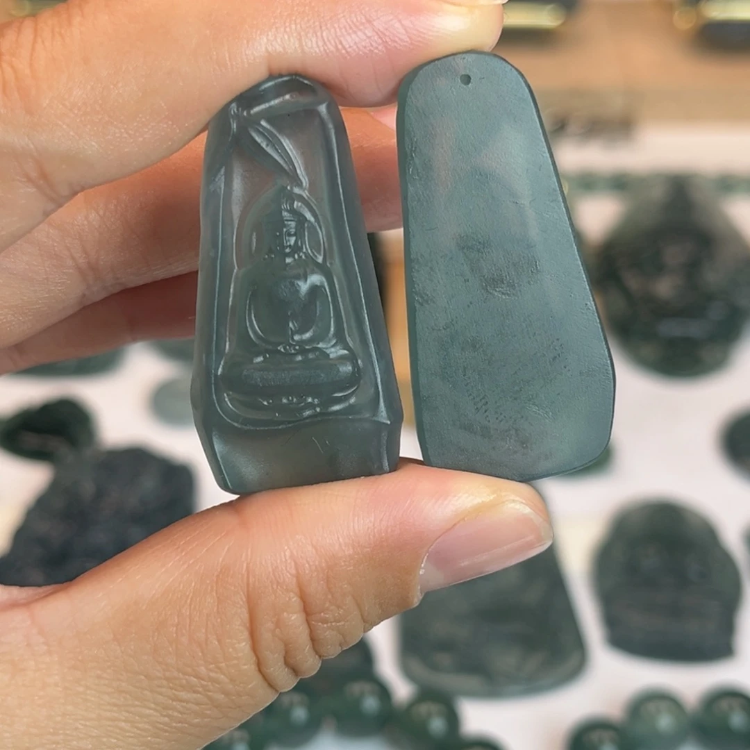 定制翡翠未镶嵌竹节观音
