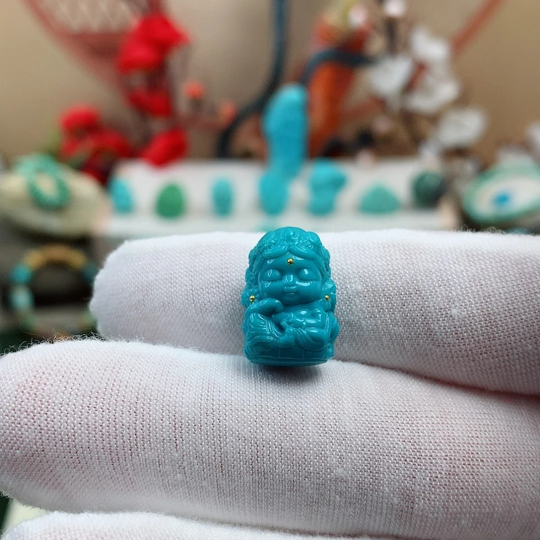 绿松石未镶嵌珠宝奇石