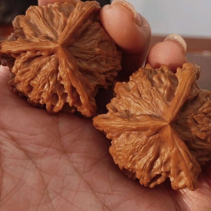 z***子手串文玩核桃盘山