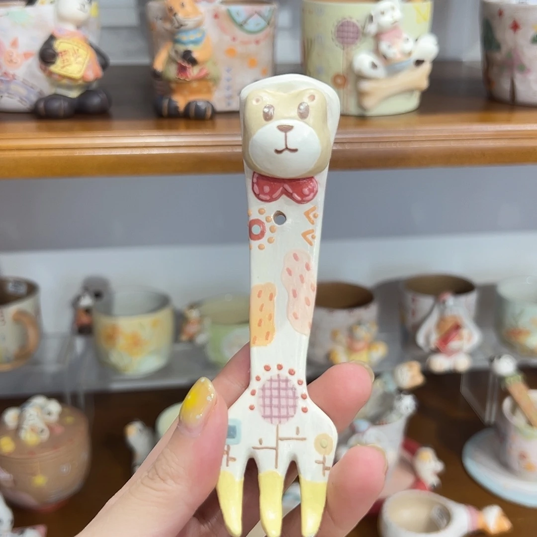 陶瓷艺术桃**?叉子手作陶瓷