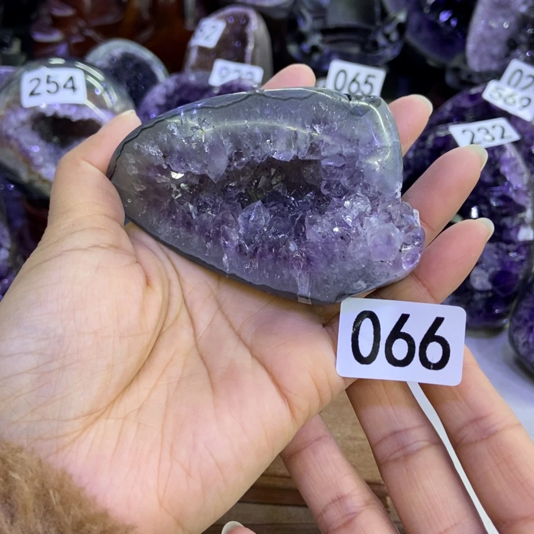 紫晶大型摆件（非配饰）未镶嵌