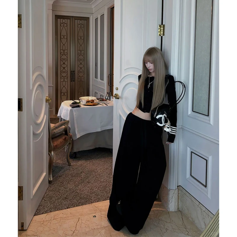 2025秋季新款ins修身显瘦撞色条纹开衫上衣女+黑色印花阔腿休闲裤