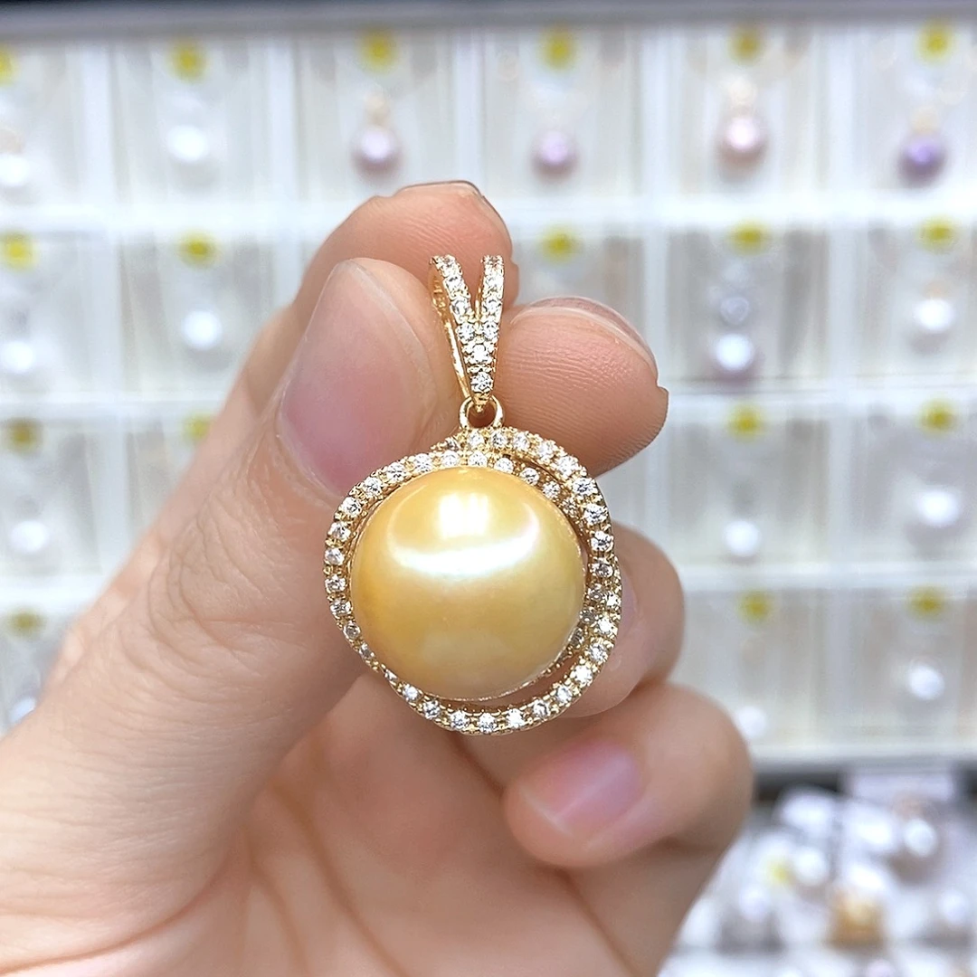 淡水珍珠合金颈饰