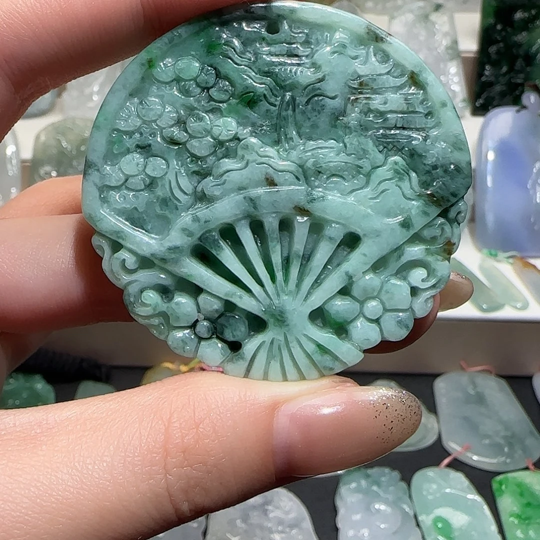 翡翠未镶嵌颈饰天然缅甸翡翠扇子