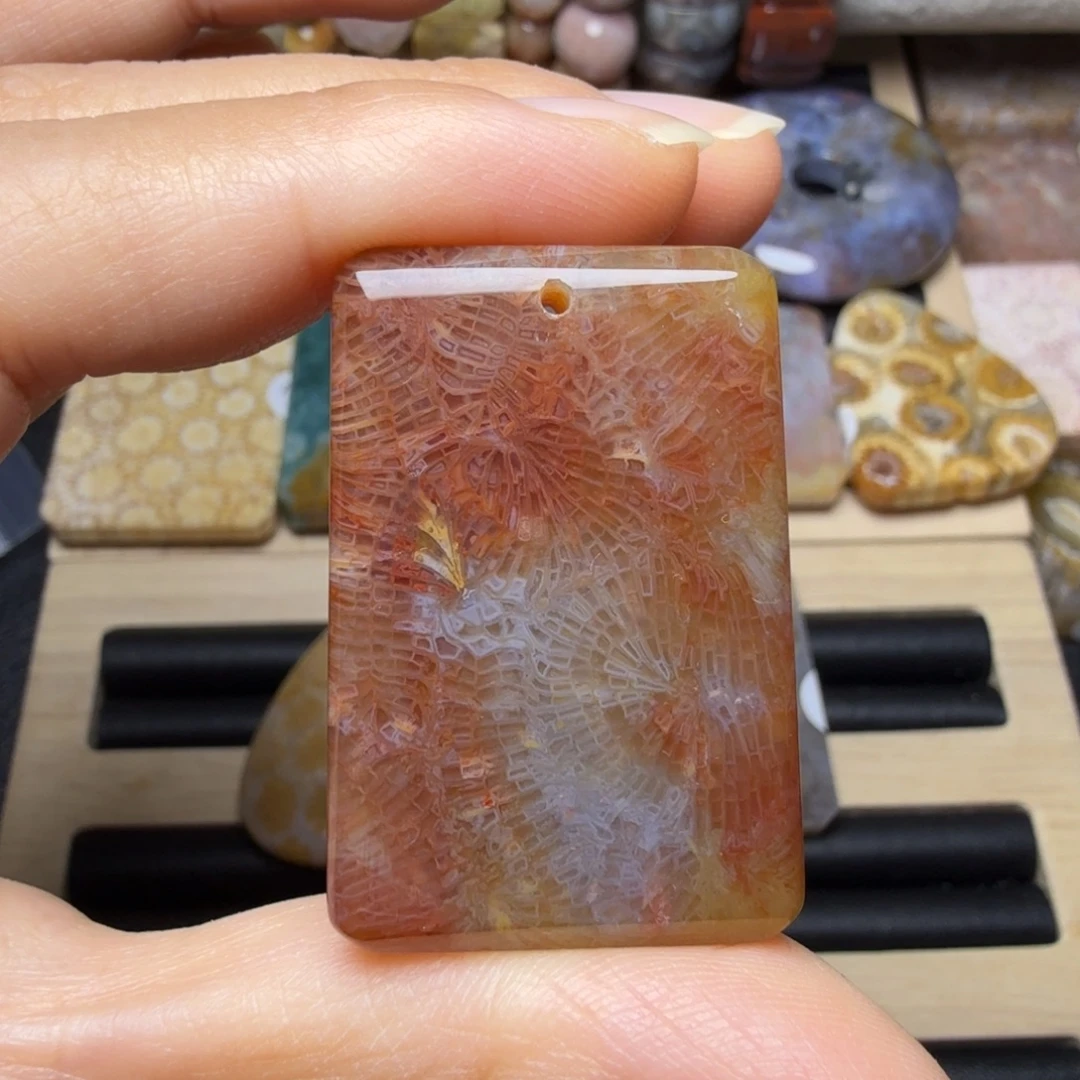 硅化玉未镶嵌红糖凤尾