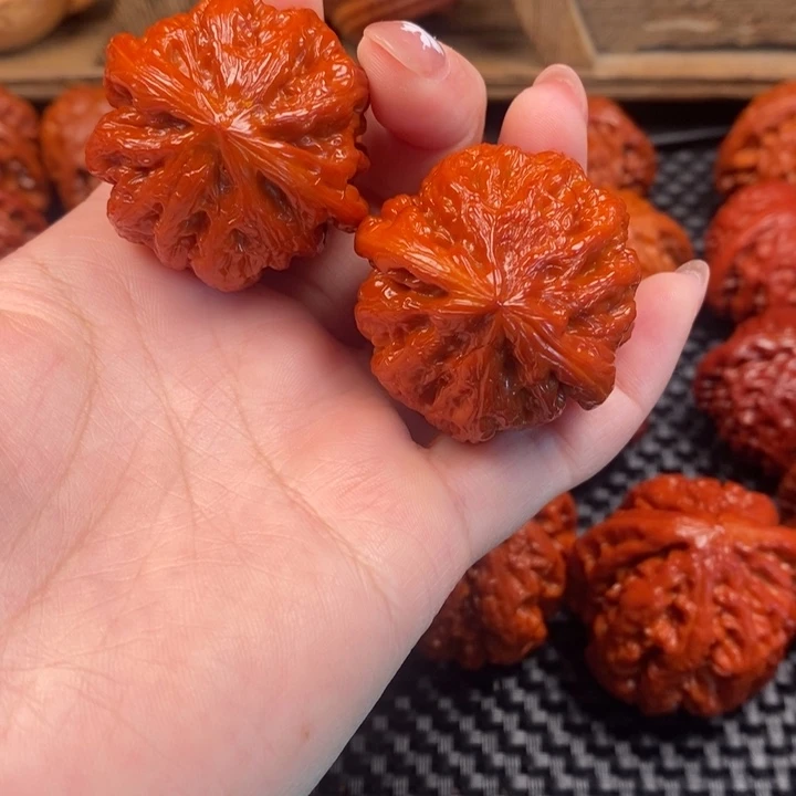 文玩核桃吊坠粗筋c1