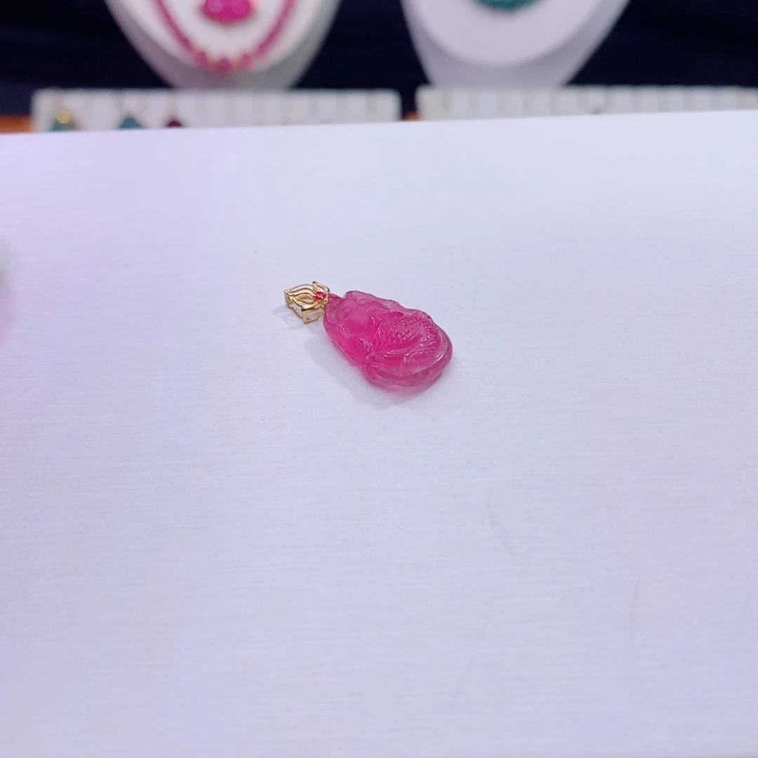 18K金镶嵌美人鱼吊坠m碧玺