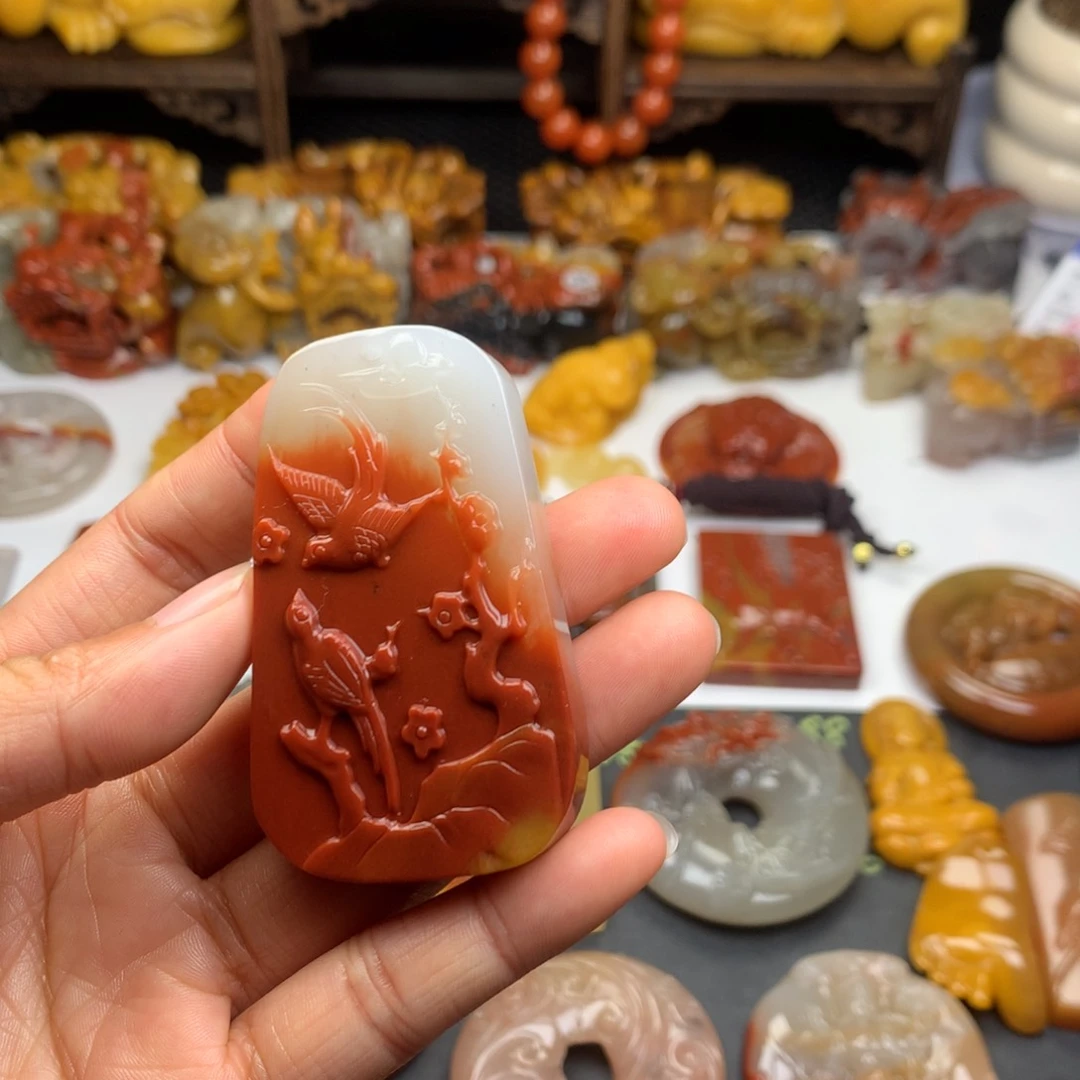 石英质玉（黄龙玉）挂件未镶嵌