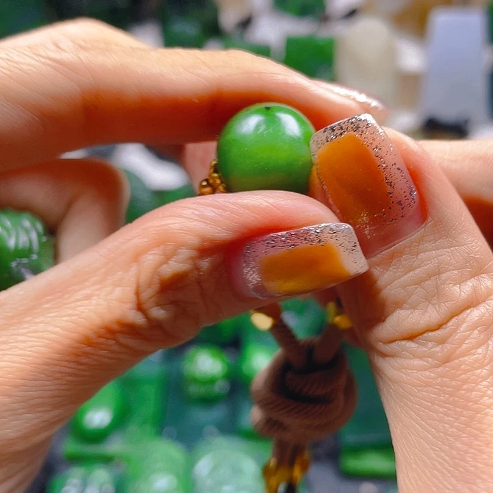 和田玉未镶嵌珠宝半成品