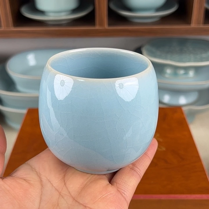 杯子瓷天青釉大龙旦杯精品