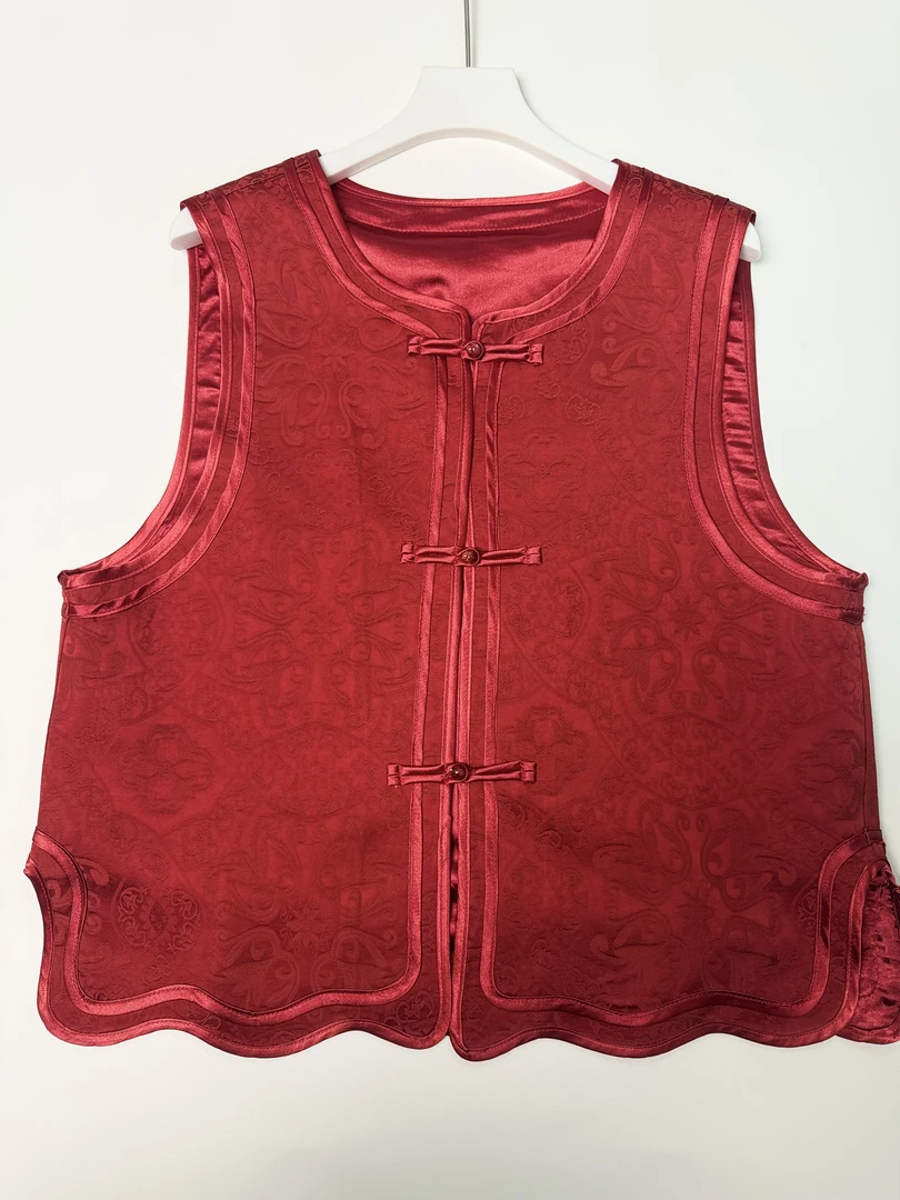 【吉祥如意】复古圆领褶皱常规款女马夹上衣红色提花新中式