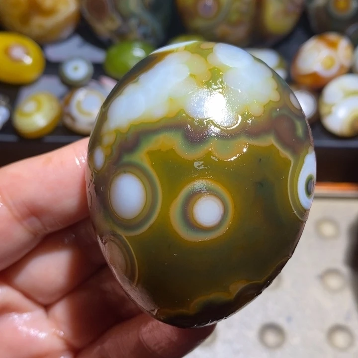 玛瑙/玉髓未镶嵌珠宝半成品
