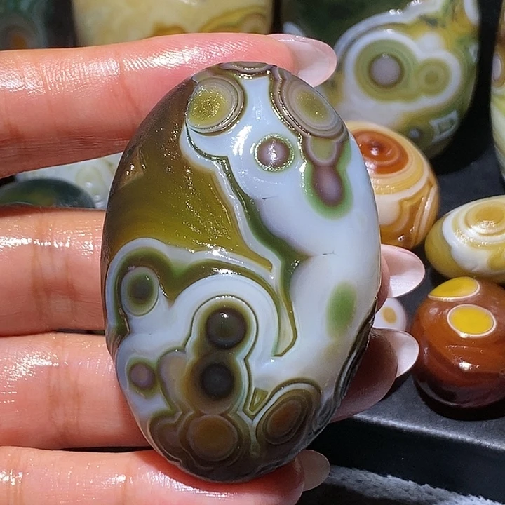 玛瑙/玉髓未镶嵌珠宝奇石17