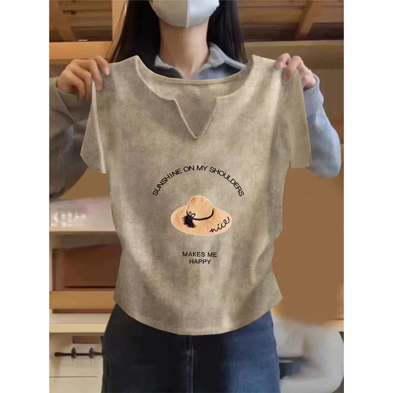 设计小众感正肩V领卡其色短袖t恤女2025新款褶皱收腰修身上衣夏季