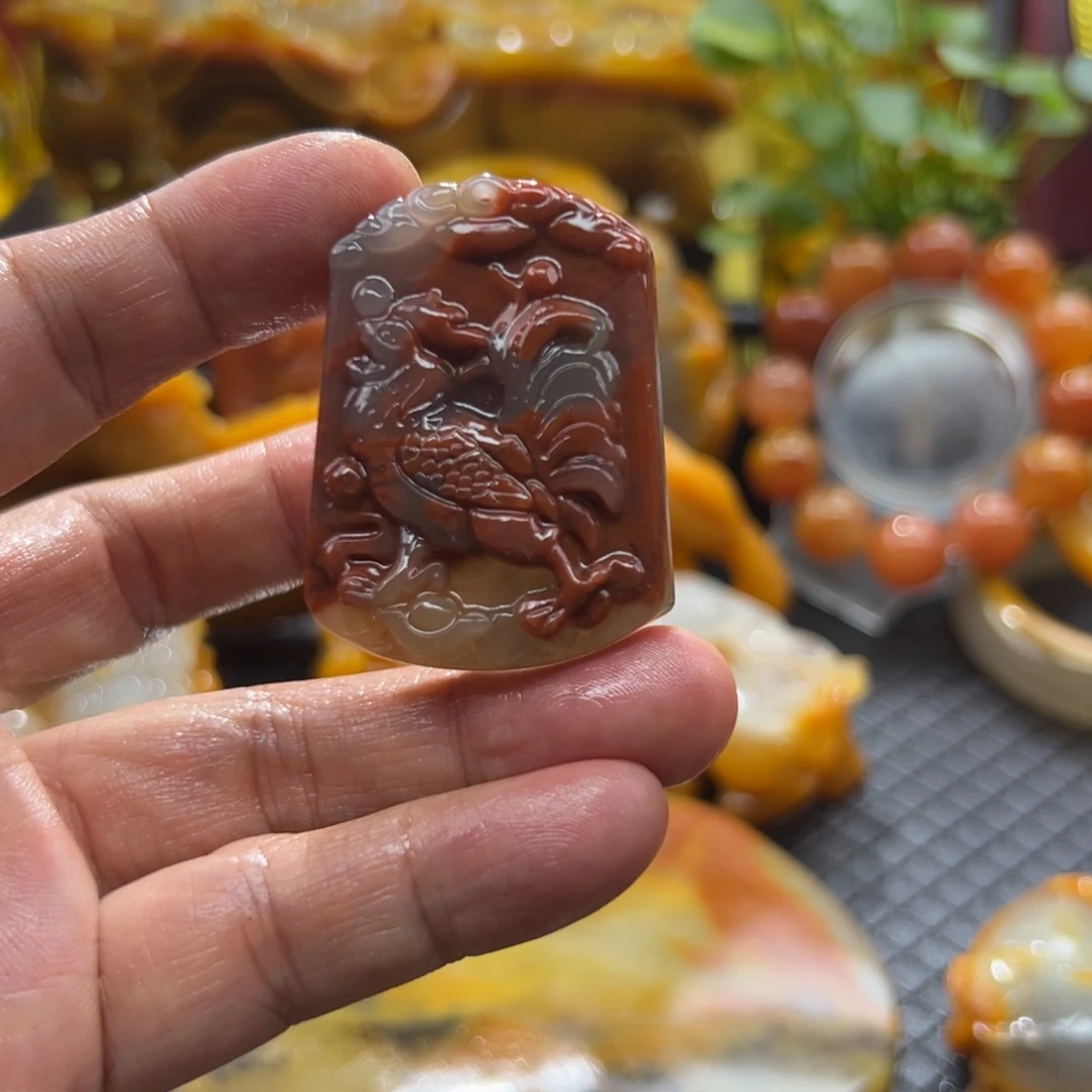 石英质玉未镶嵌颈饰