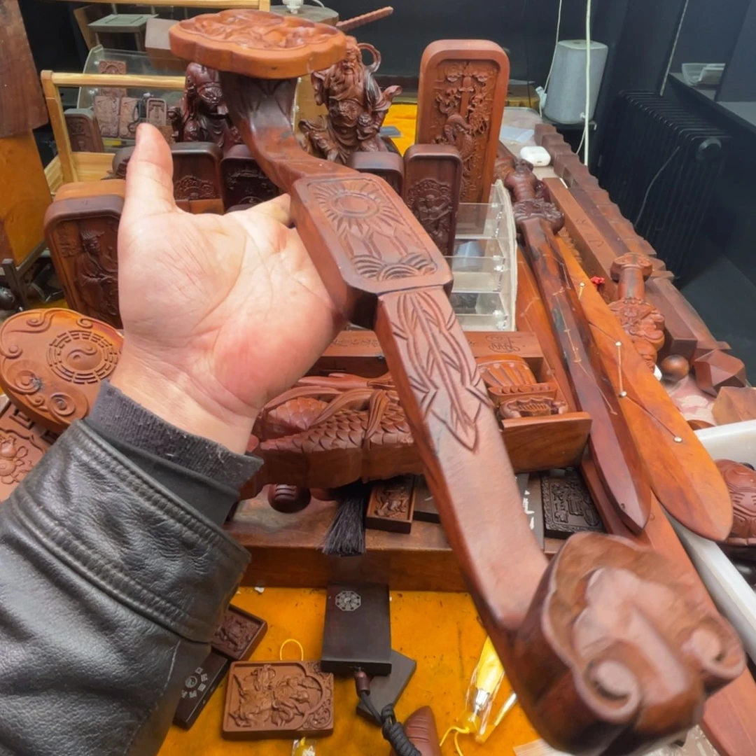 上***）枣木雷击枣木雕刻如意