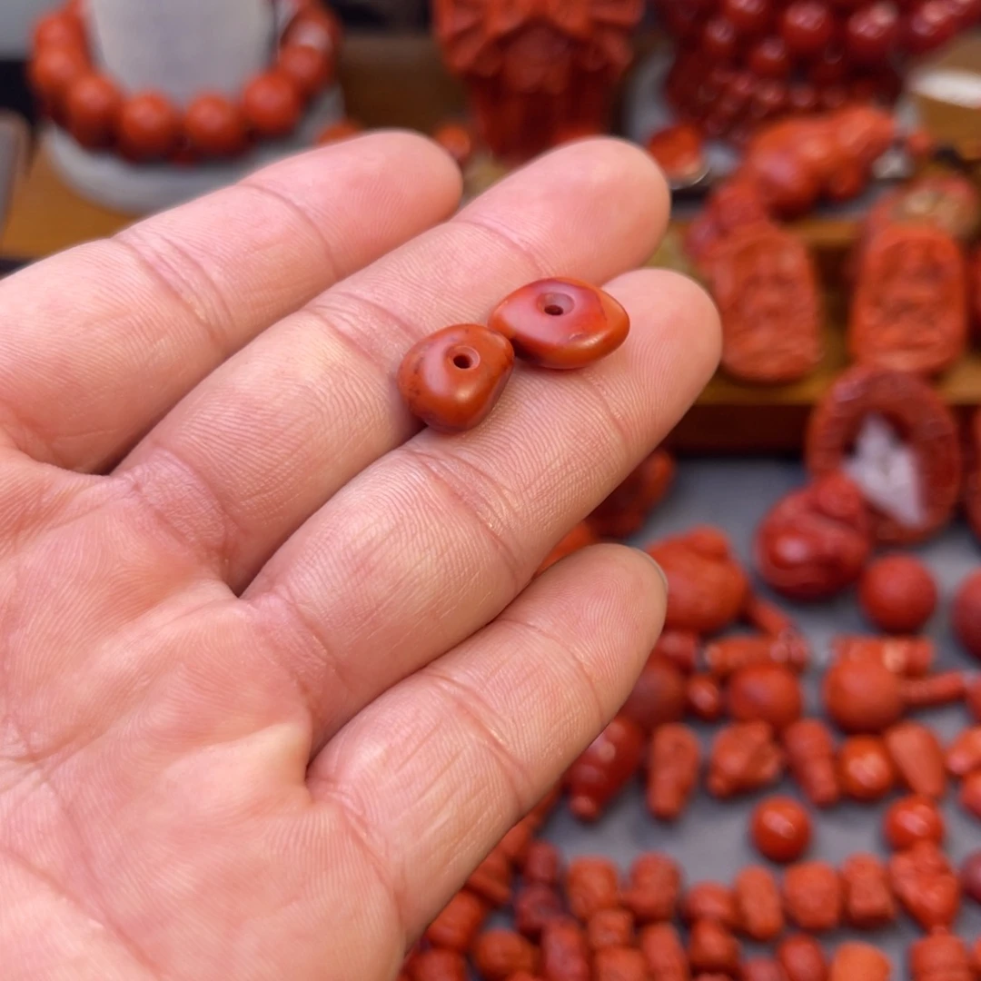 乌***号南红玛瑙未镶嵌川料精工藏扣