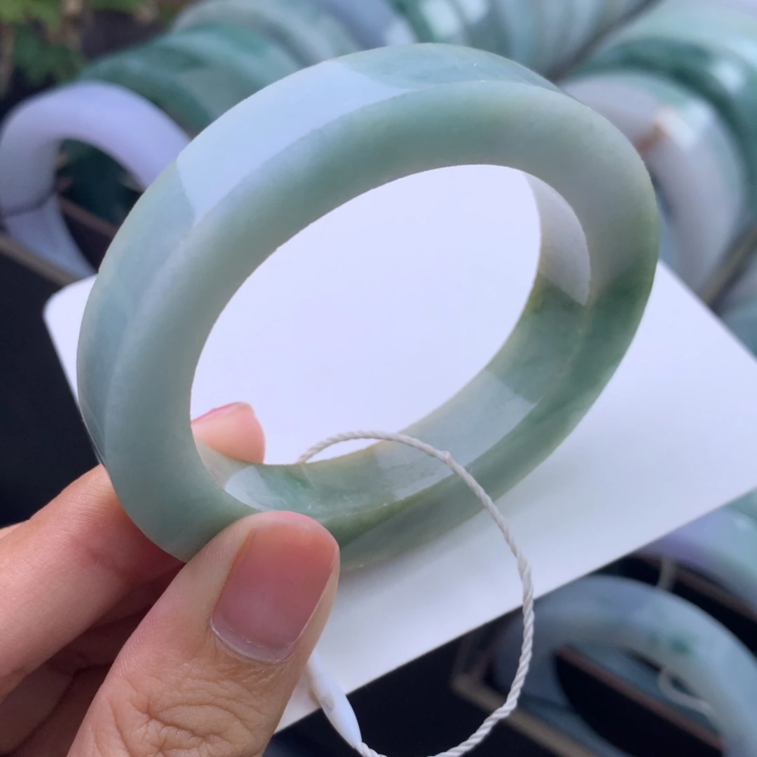 定制翡翠未镶嵌手镯不退不换贵妃