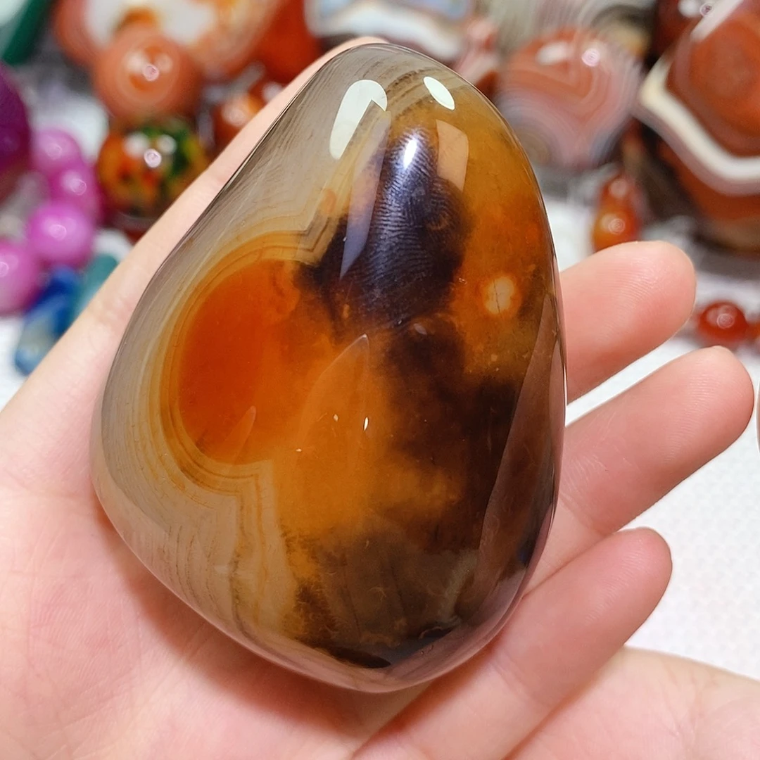 徐***颜玛瑙/玉髓未镶嵌珠宝奇石