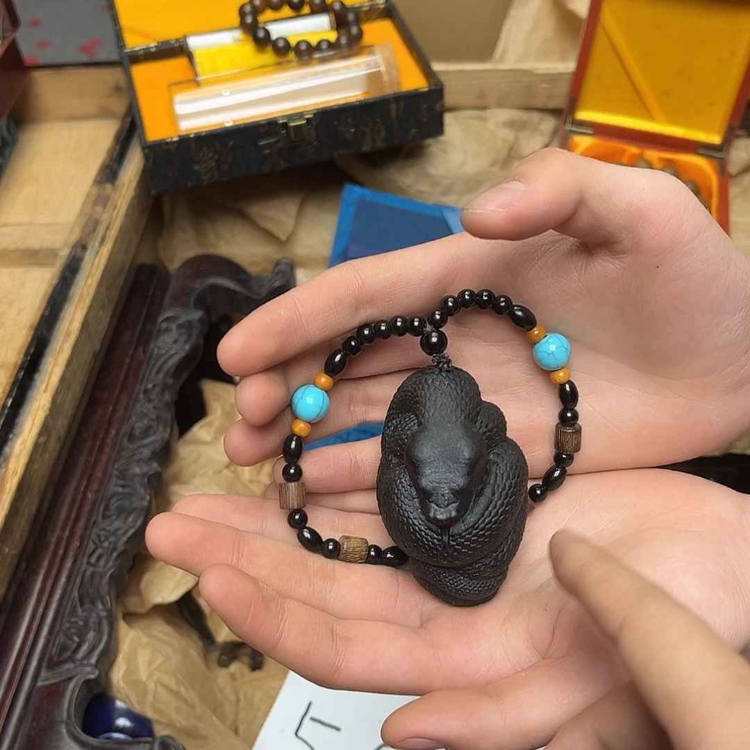 大叶紫檀（黑酸枝木类）