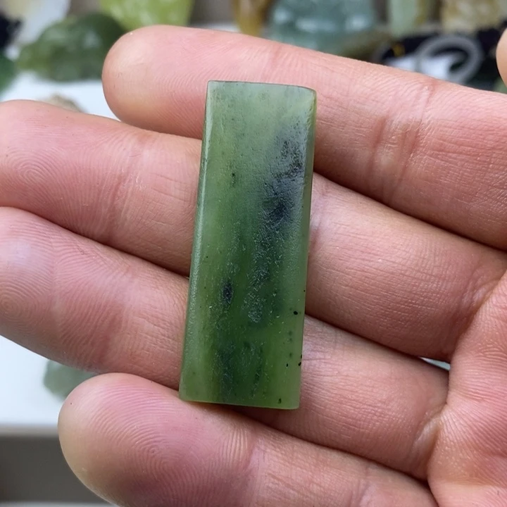 和田玉（碧玉）未镶嵌颈饰