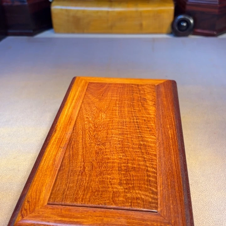 泥***聖机关盒。